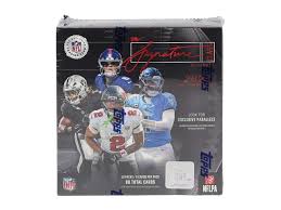 2025 Topps Signature Class Football Mega Box